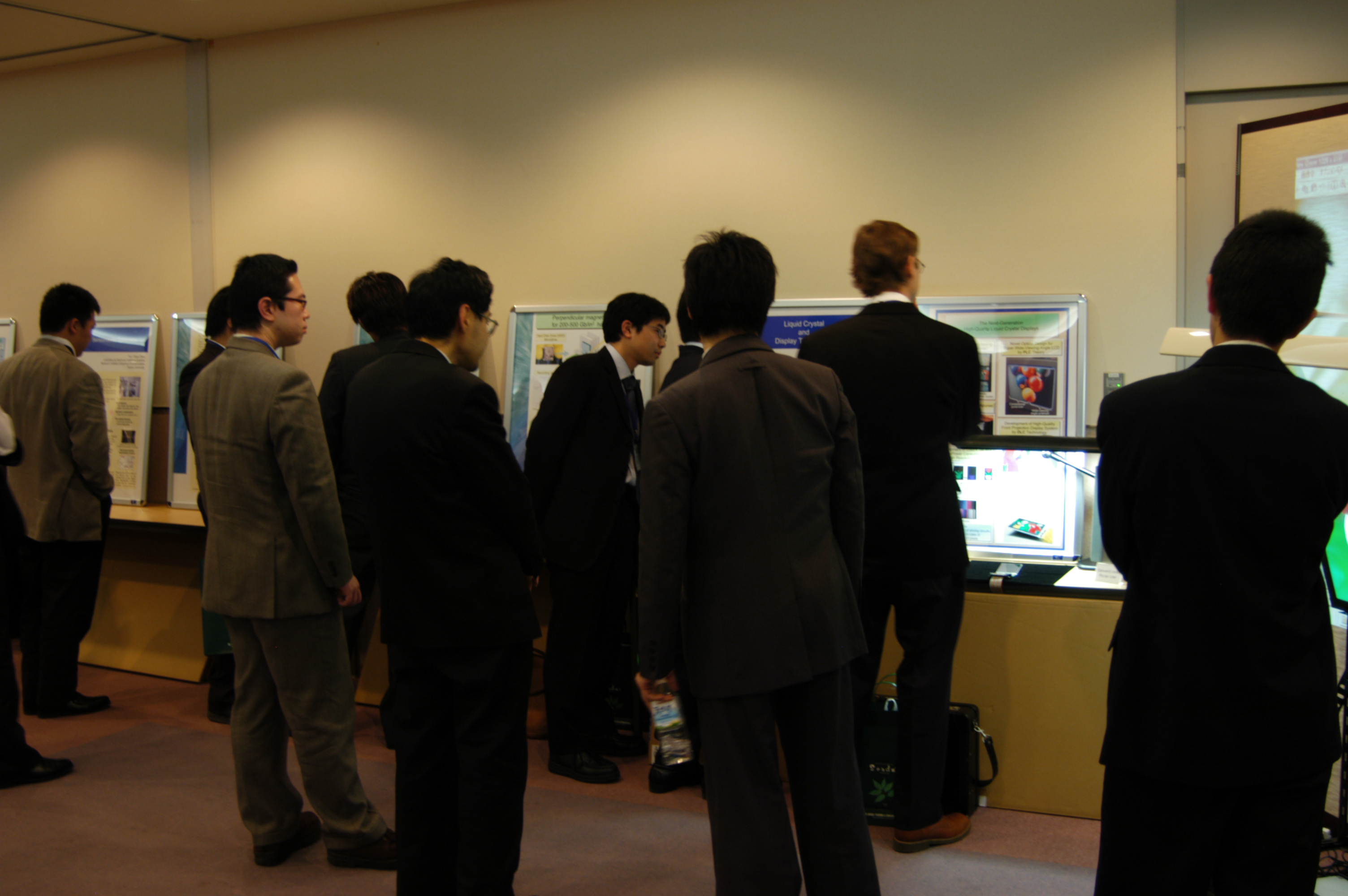 019Poster session01.JPG